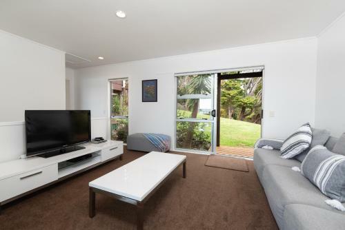 Nelson's Lookout - Russell Holiday Home