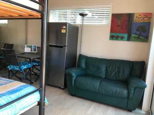 The Beach Pod Studio - Tairua Bach