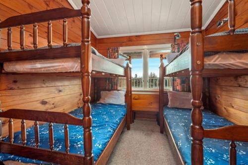 A Kiwi Treasure - T?rangi Holiday Home