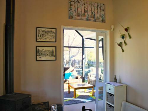 Bluehaven Cottage - Turangi Holiday Home