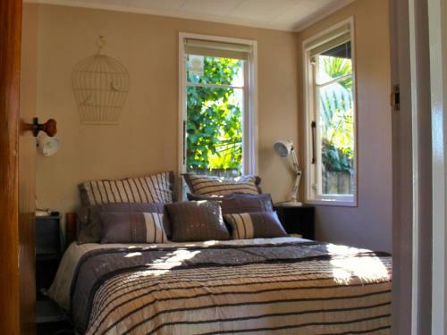 Bluehaven Cottage - Turangi Holiday Home
