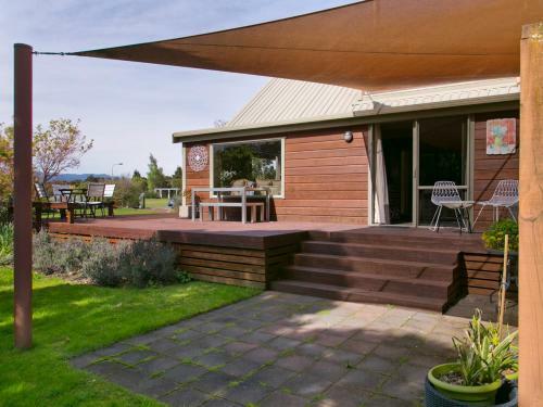 Riverstone House - Turangi Holiday Home