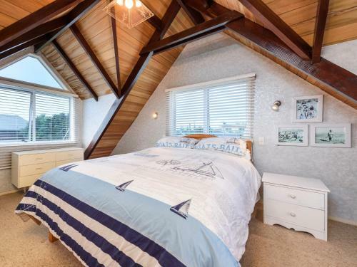 Laze On Loop - Waihi Beach Holiday Home