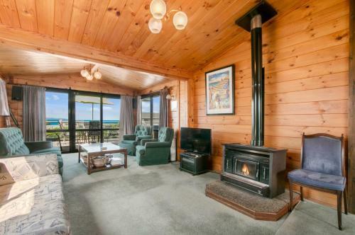Dillon Oasis - Waihi Holiday Home