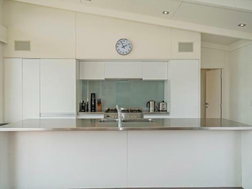 Sun Seekers Paradise - Whangapoua Holiday Home