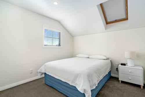 Meadowstone Escape - W?naka Holiday Home