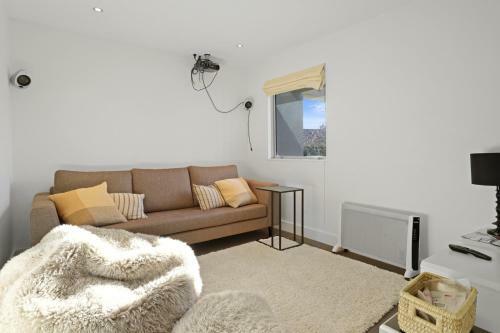 Elderberry Elegance - Wanaka Holiday Home