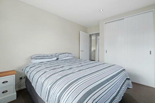Hideaway On Hunter - Wanaka Holiday Home