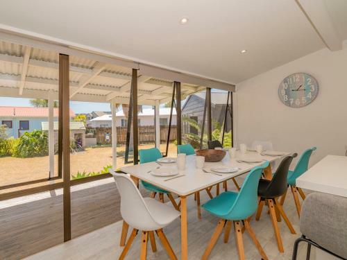 Fun At Whangamata - Whangamata Holiday Home