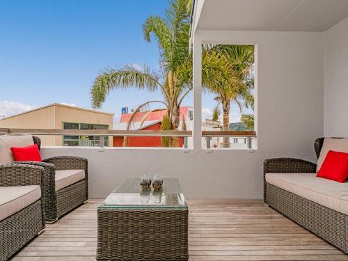 Beautiful Blue Dune - Whangamata Apartment