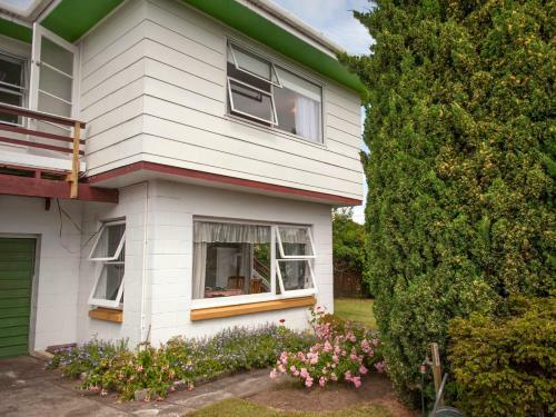 Holiday Haven - Whitianga Bach