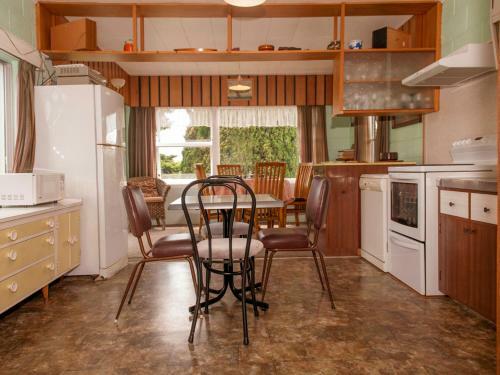 Holiday Haven - Whitianga Bach