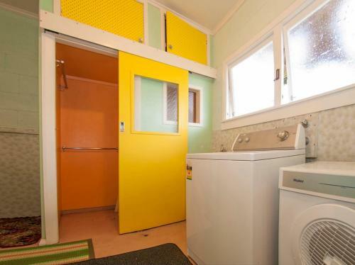 Holiday Haven - Whitianga Bach