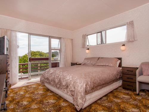 Holiday Haven - Whitianga Bach