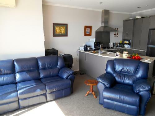 Absolute Waterfront, Tauranga Apartment