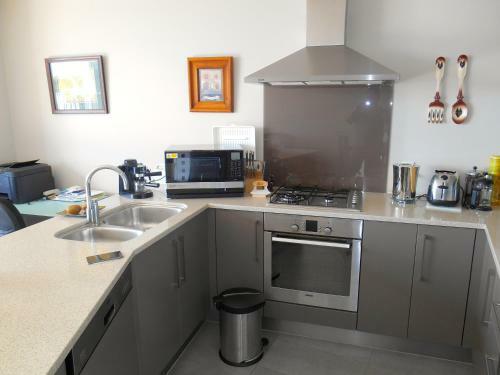 Absolute Waterfront, Tauranga Apartment
