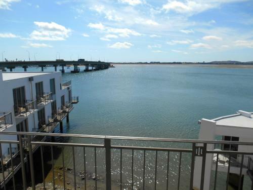 Absolute Waterfront, Tauranga Apartment