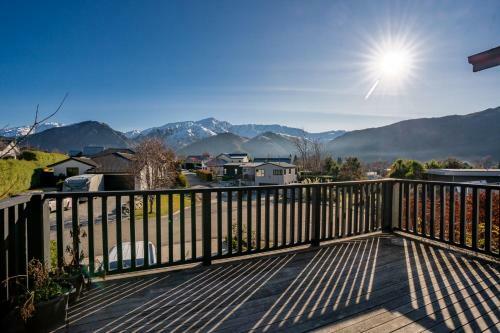 Arrow Peaks - Arrowtown Holiday Home