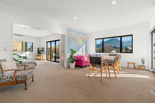 Arrow Peaks - Arrowtown Holiday Home