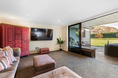 Travellers Retreat Live The Dream