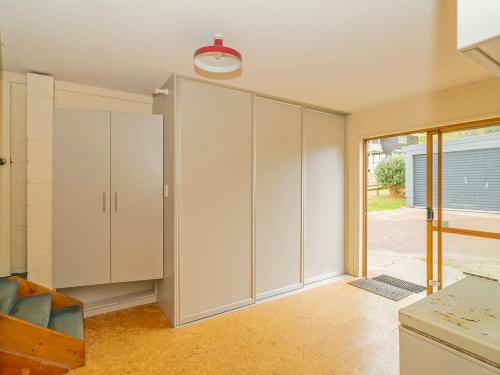 Beachfront Beauty - Opito Bay Holiday Home