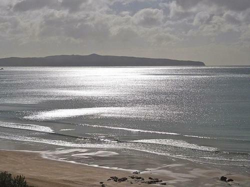 Lifes A Beach - Opito Bay Bach