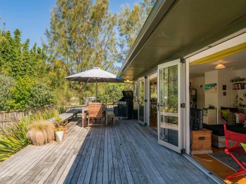 Koru Cabin - Hahei Holiday Home