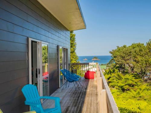 Treehouse - Hahei Holiday Home
