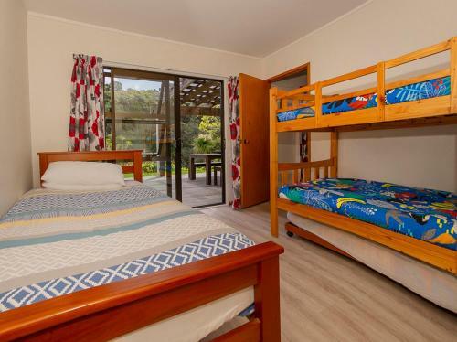 The Bach Retreat - Hahei Holiday House
