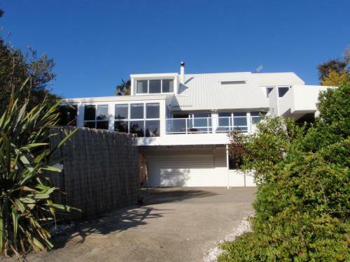 Lodge Beach Front:palms-on-the-beach.kaiteriteri.