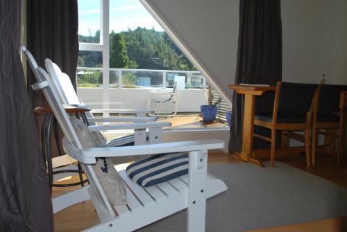 Lodge Beach Front:palms-on-the-beach.kaiteriteri.