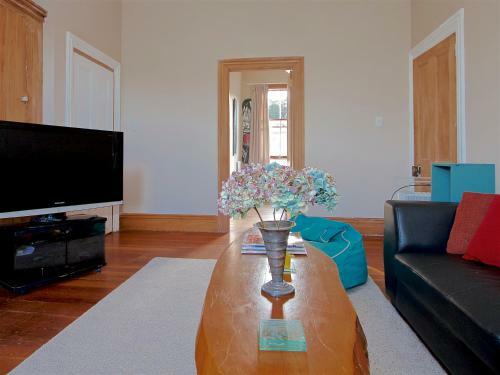 The Miners Cottage - Ohakune Holiday Home