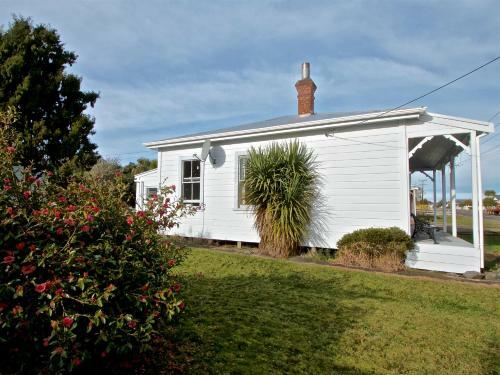 The Miners Cottage - Ohakune Holiday Home