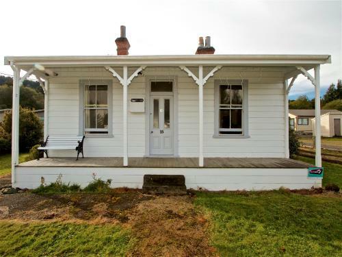 The Miners Cottage - Ohakune Holiday Home