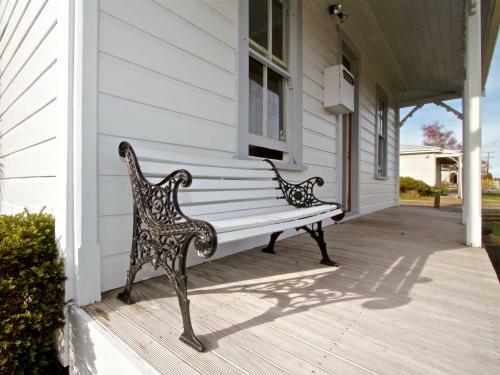The Miners Cottage - Ohakune Holiday Home