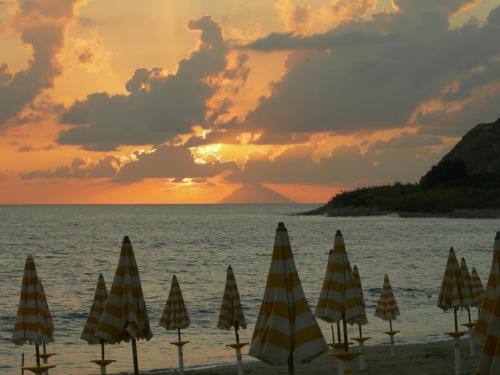 Villa Capo Vaticano Apartments