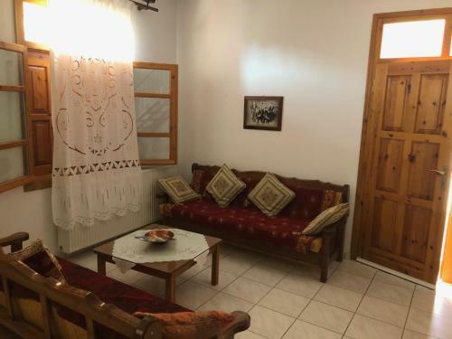 Hostal ?enonas Kourites