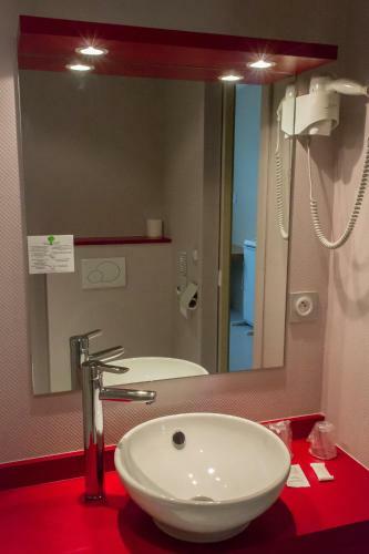 Hotel H�tel Le Grand Ch�ne
