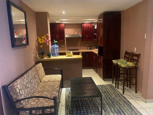 Bed & Breakfast Ixtapa Home By The Beach