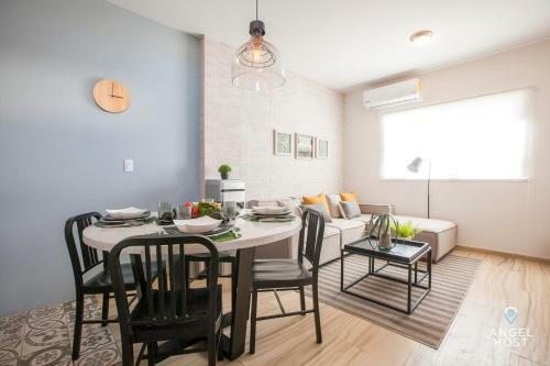 New Residential Area Private Patio And Parking Plus Pool Onsite