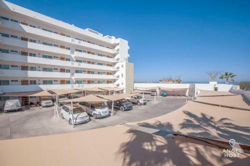 3rd Flr Condo With Fabulous Ocean View & Pool Onsite