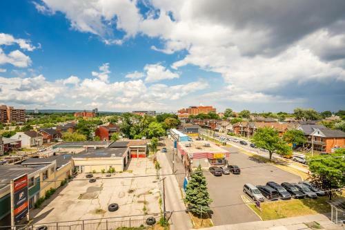 Downtown Hamilton Apartments By Simply Comfort