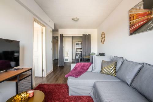 Downtown Hamilton Apartments By Simply Comfort
