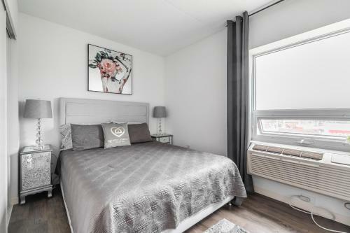 Downtown Hamilton Apartments By Simply Comfort