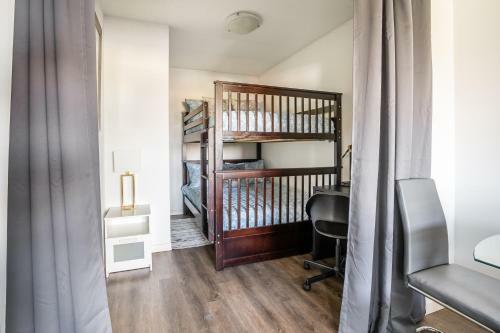 Downtown Hamilton Apartments By Simply Comfort