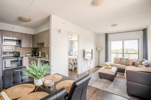 Downtown Hamilton Apartments By Simply Comfort