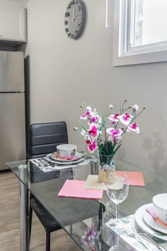 Upscale 1br - Boutique Apartment - Prime Location