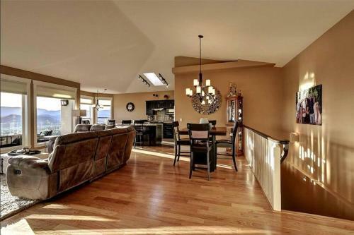 Entire Villa - 3 Bedroom-pool-jacuzzi-amazing View