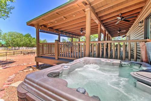 Charming Ribeye Ranch With Hot Tub And Fire Pit