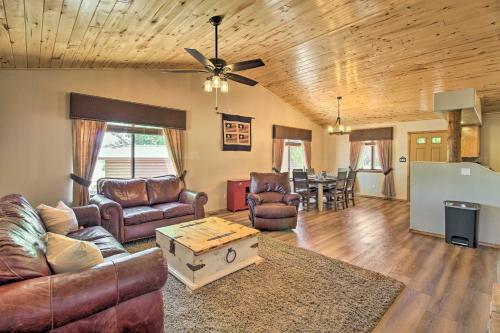 Charming Ribeye Ranch With Hot Tub And Fire Pit